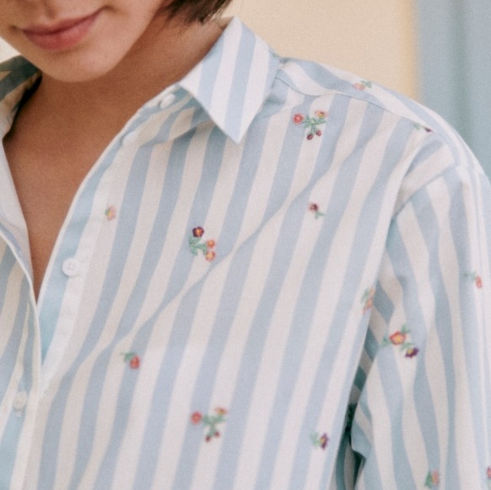 Sezane Maxy Shirt in Flowers on Blue Stripes size 44 - Picture 2 of 10